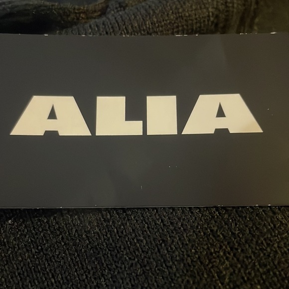 Alia Women's Black Diamond Knit Pullover Sweater with Notch Collar - Picture 5 of 7